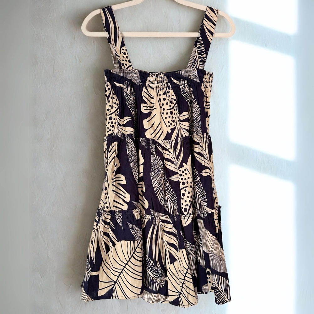 Tropical Print Mini Dress with Smocking at Chest - Size M - Navy and Cream - Picture 2 of 4